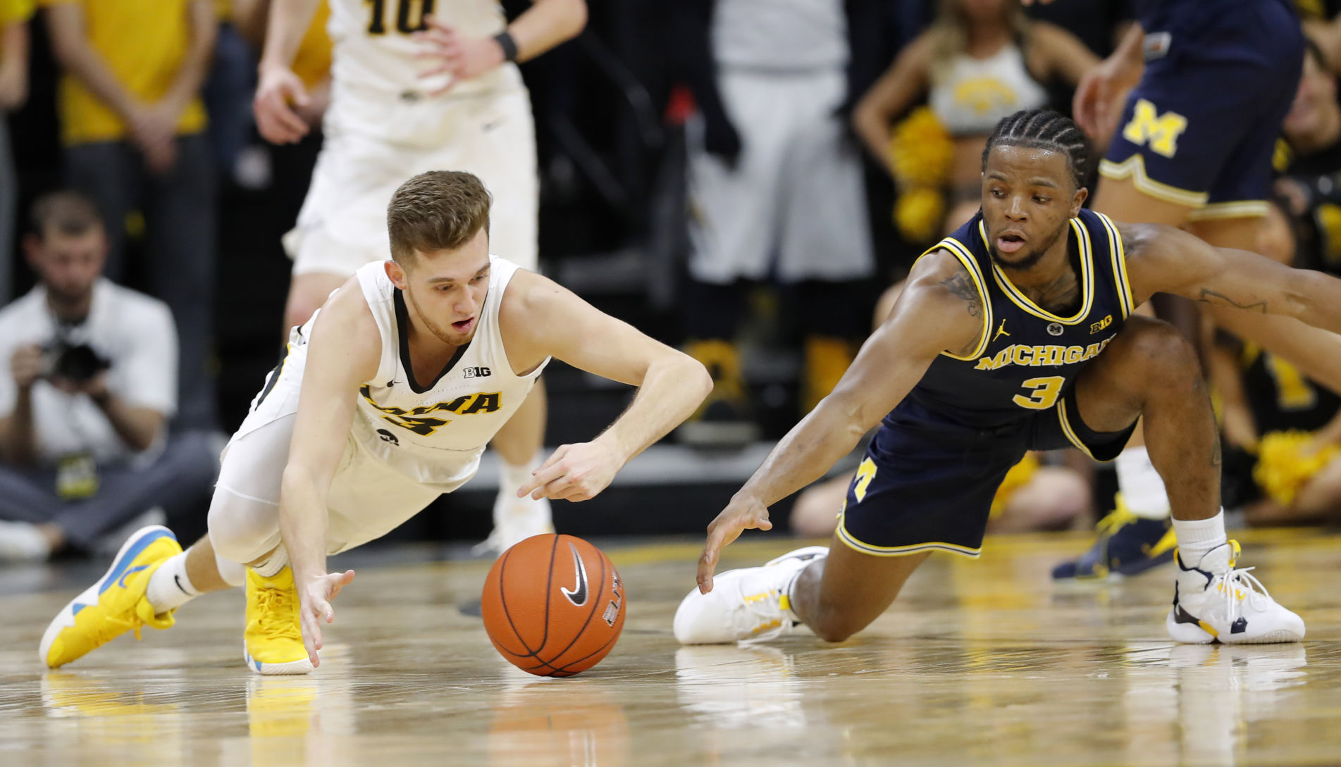 Michigan Iowa Basketball